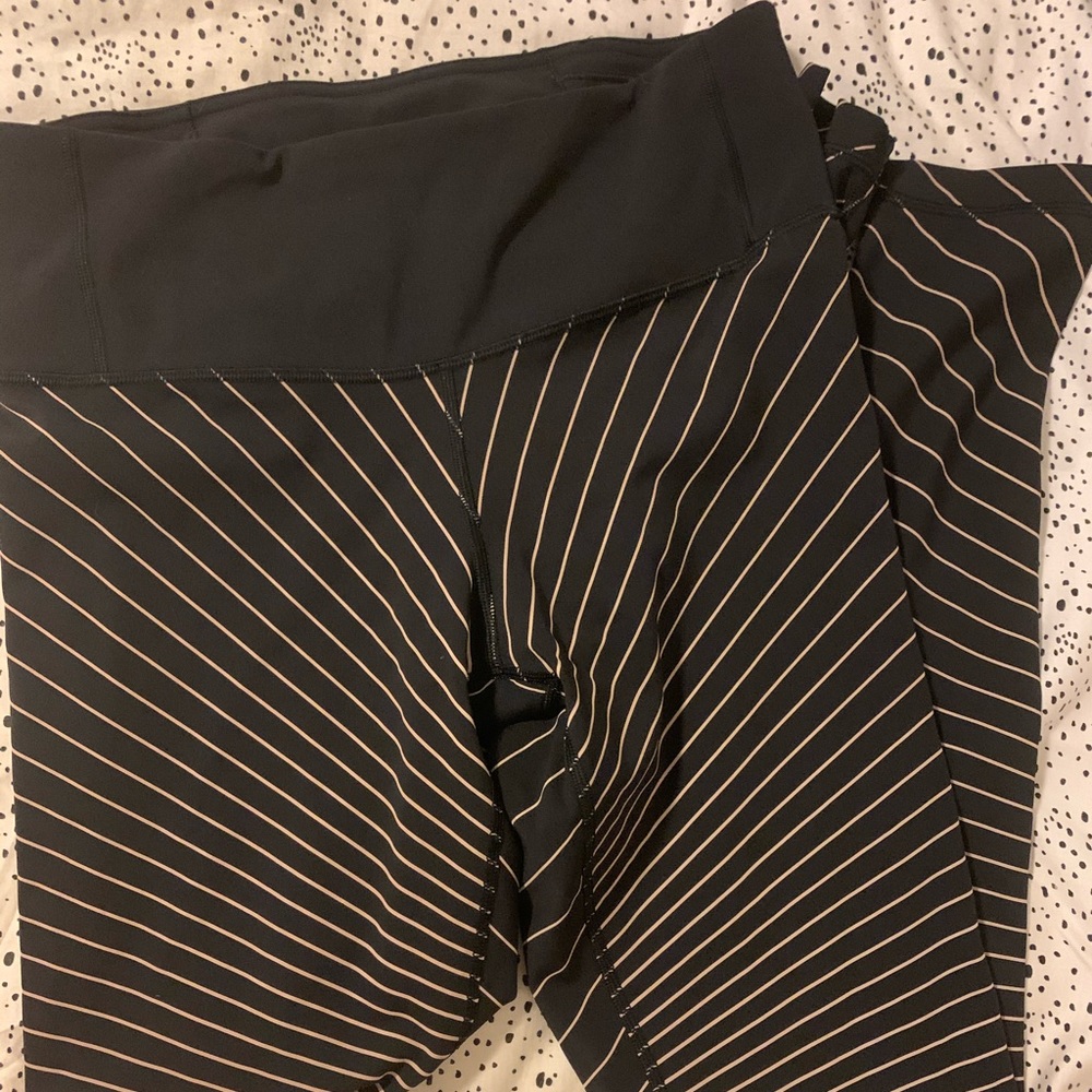 Reflective lulu lemon leggings